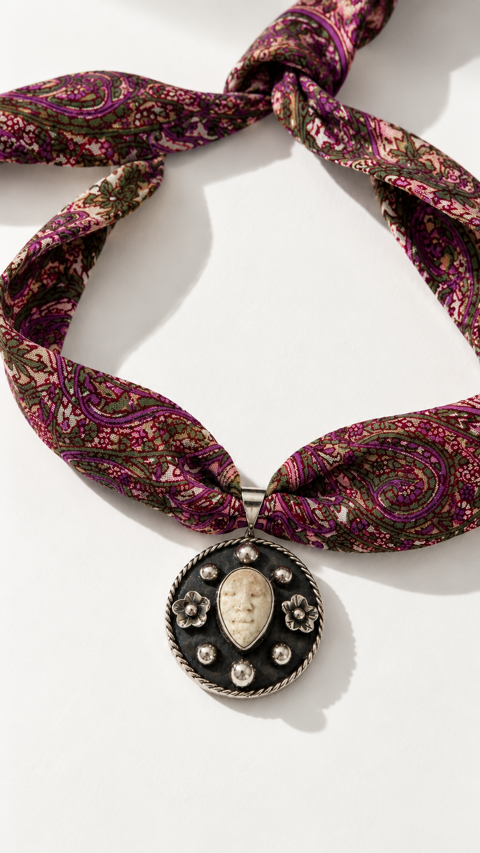 Collar Luna 1