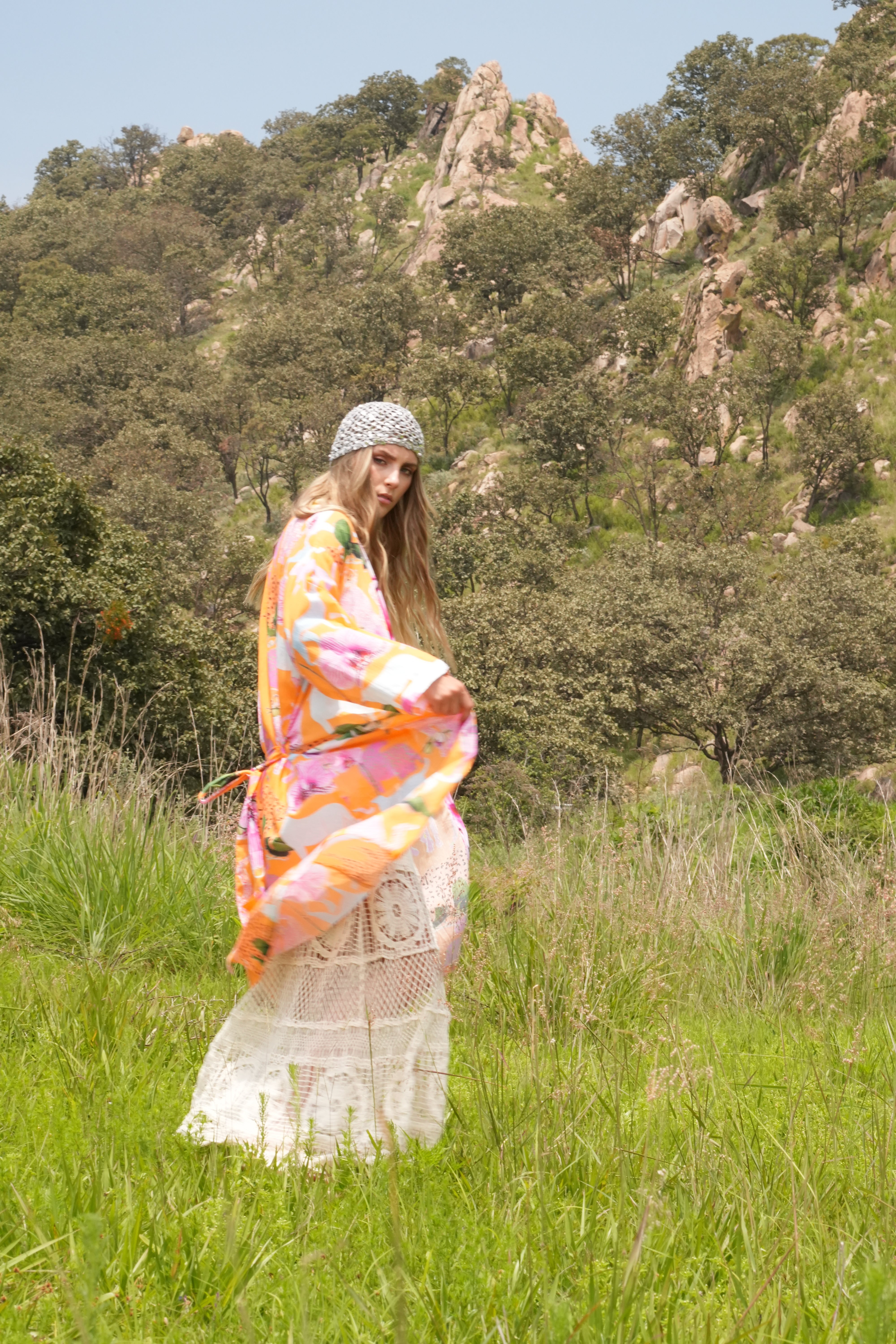 Kimono Larios
