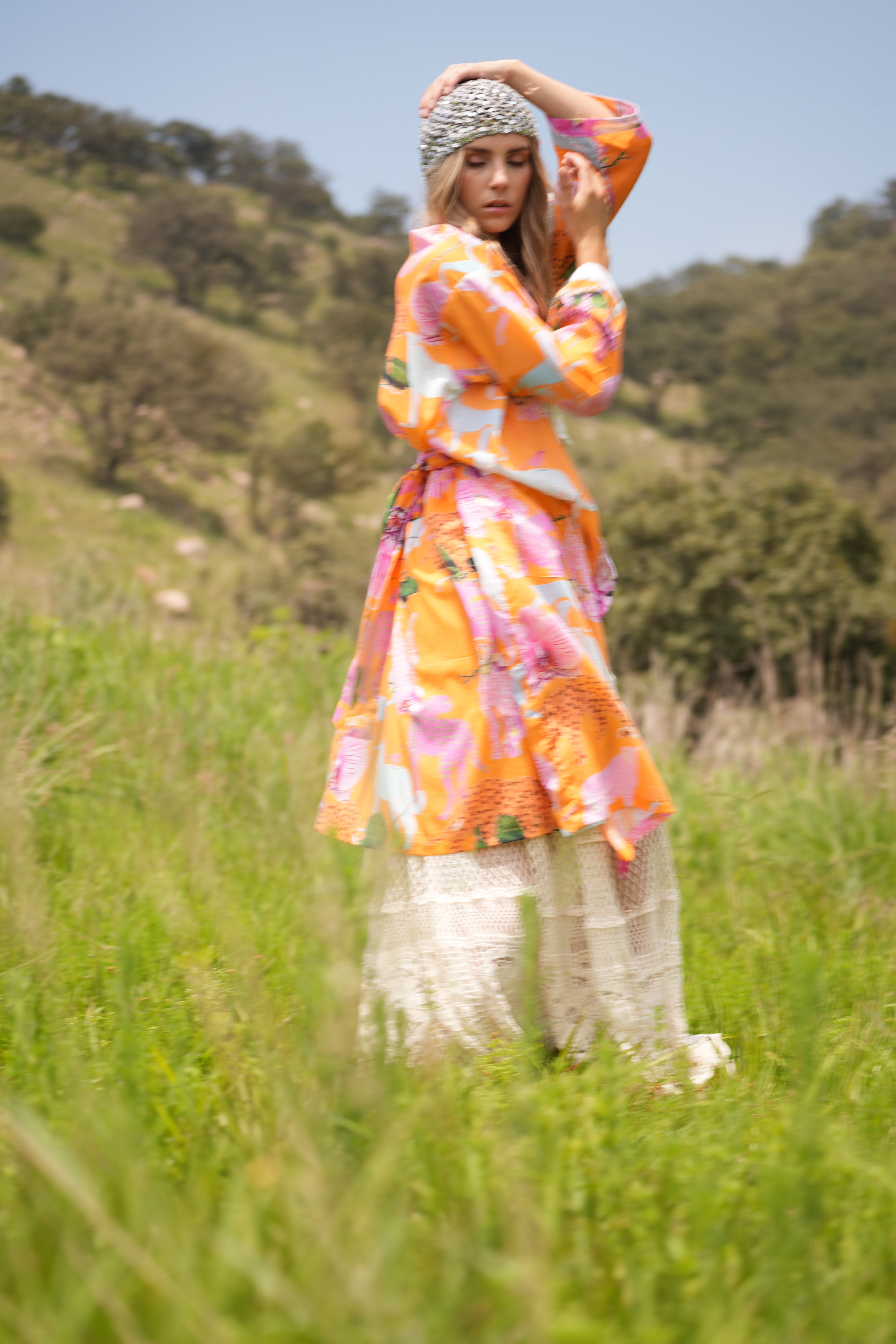 Kimono Larios
