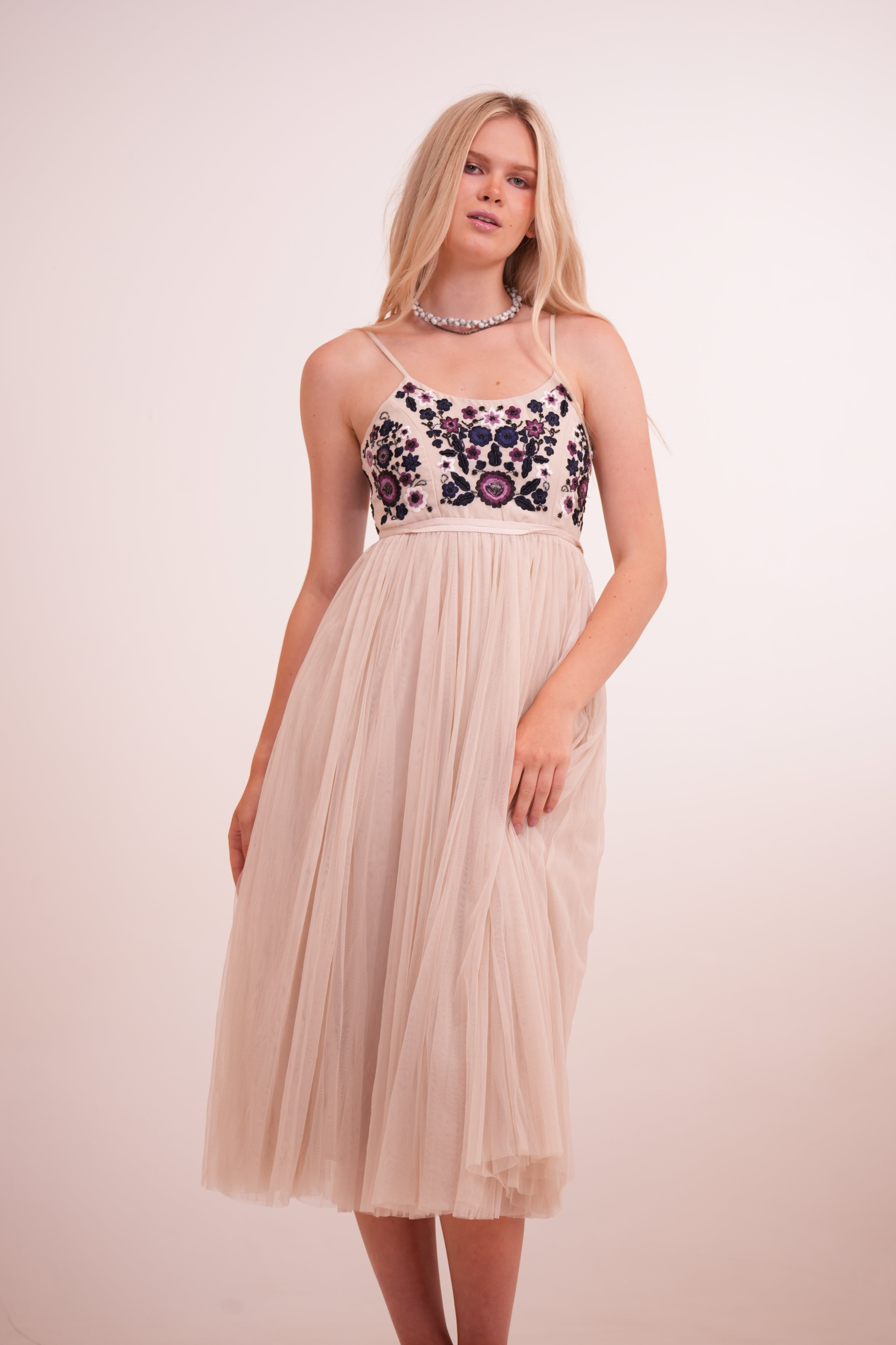 Vestido Bilbao Beige