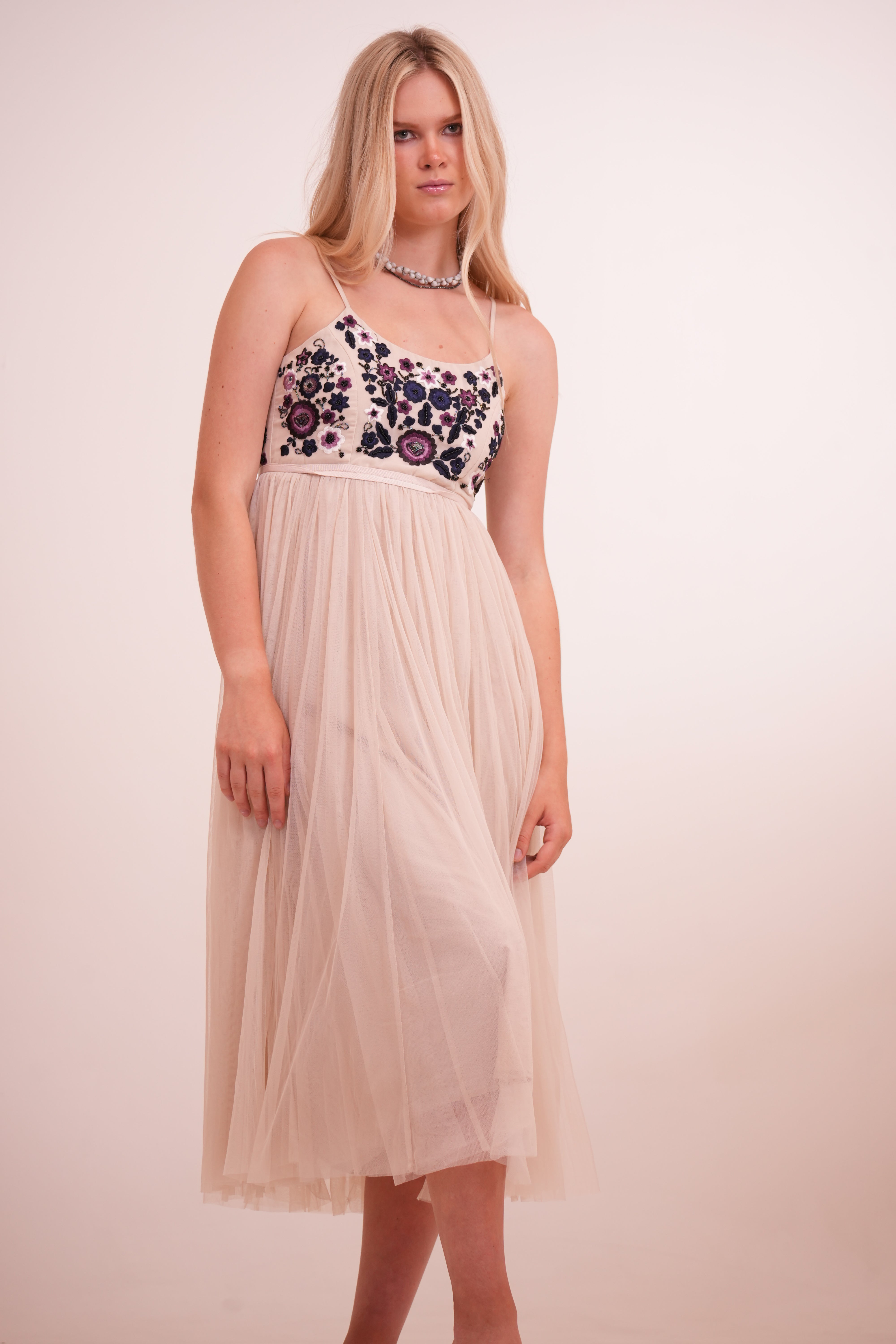 Vestido Bilbao Beige