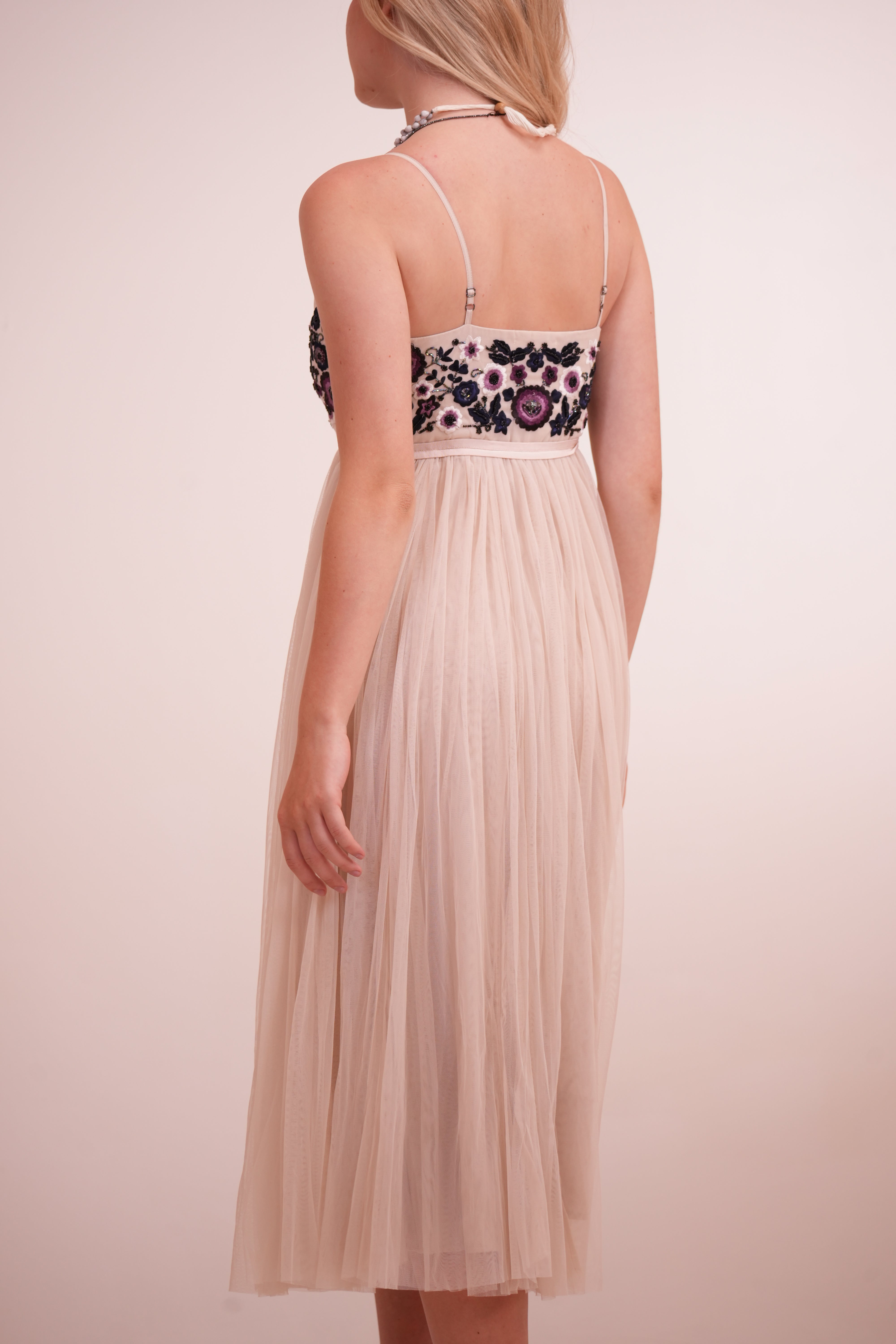 Vestido Bilbao Beige