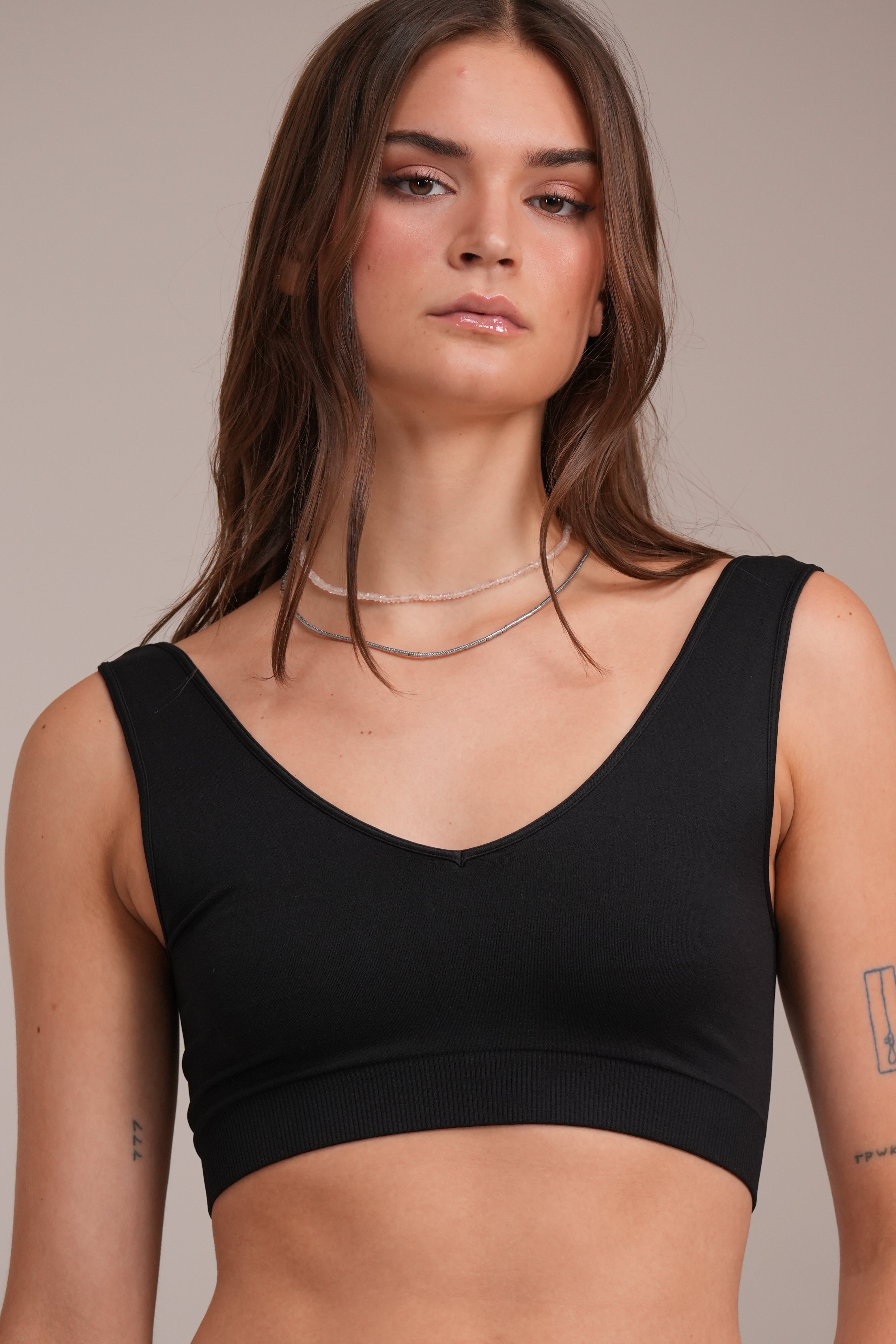 Top Velma Negro
